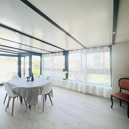 Le - Jolie Maison à Casa de hóspedes 3*